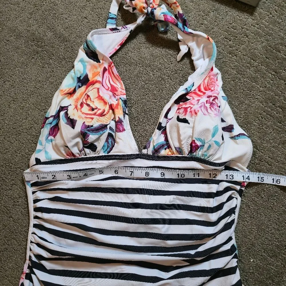 CUPSHE Floral Stripe One Piece Swimsuit Halter Plunge Neck Tummy Control Size M